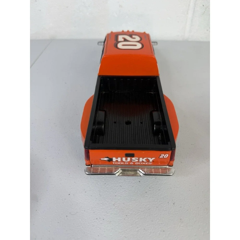 Action Brookfield Collectors Guild 1:24 Tony Stewart Crew Cab, Enclosed Trailer